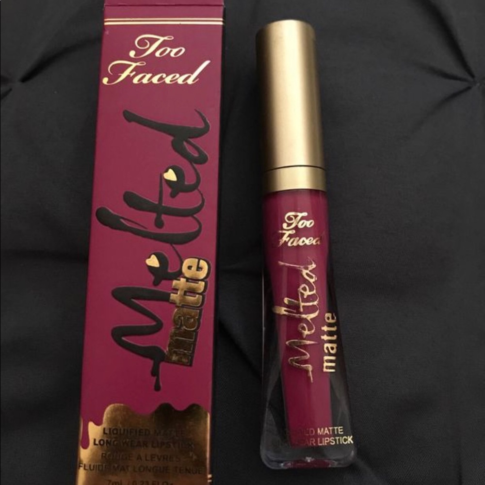 Matte two faced lipstick